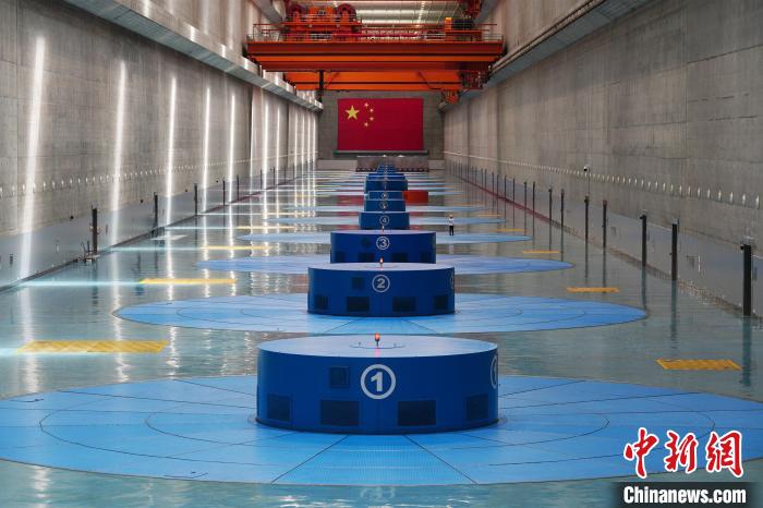 三峽左岸電廠。　陳旋 攝