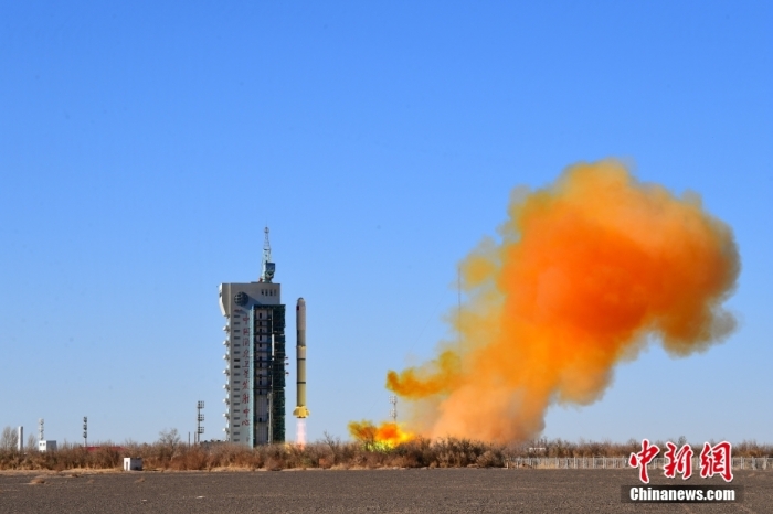 北京時間2023年11月16日11時55分，我國在酒泉衛(wèi)星發(fā)射中心使用長征二號丙運(yùn)載火箭，成功將新一代海洋水色觀測衛(wèi)星發(fā)射升空，衛(wèi)星順利進(jìn)入預(yù)定軌道，發(fā)射任務(wù)獲得圓滿成功。此次任務(wù)是長征系列運(yùn)載火箭第497次飛行。汪江波 攝
