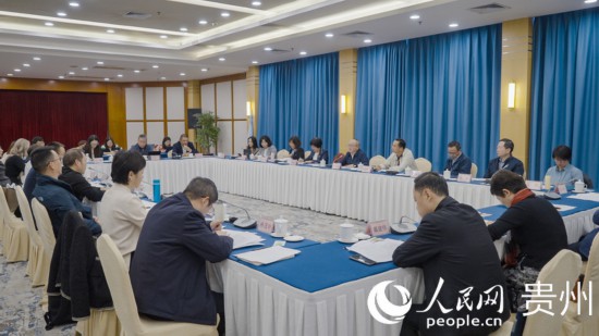 10月26日，歐亞國(guó)家媒體看貴州活動(dòng)在貴陽(yáng)啟動(dòng)。人民網(wǎng)記者 涂敏攝