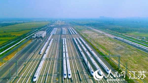 南京動(dòng)車段南通動(dòng)車所。人民網(wǎng)記者 王繼亮攝