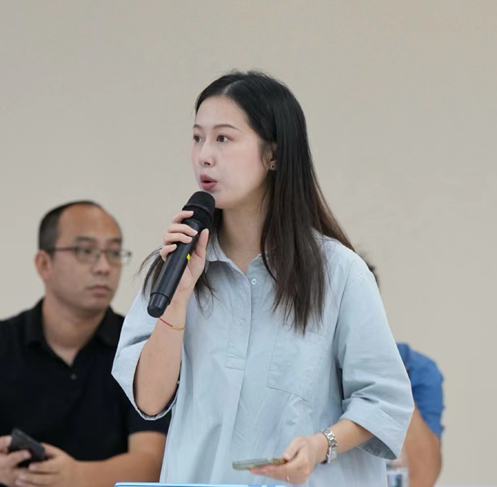 人民網(wǎng)記者提問。水利部供圖