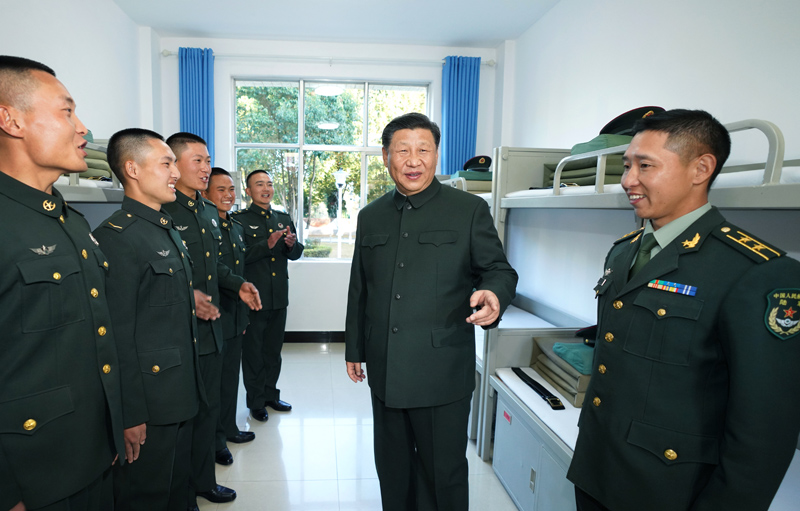 2020年1月19日，習(xí)近平主席視察駐云南部隊，深入邊防一線，看望慰問官兵。