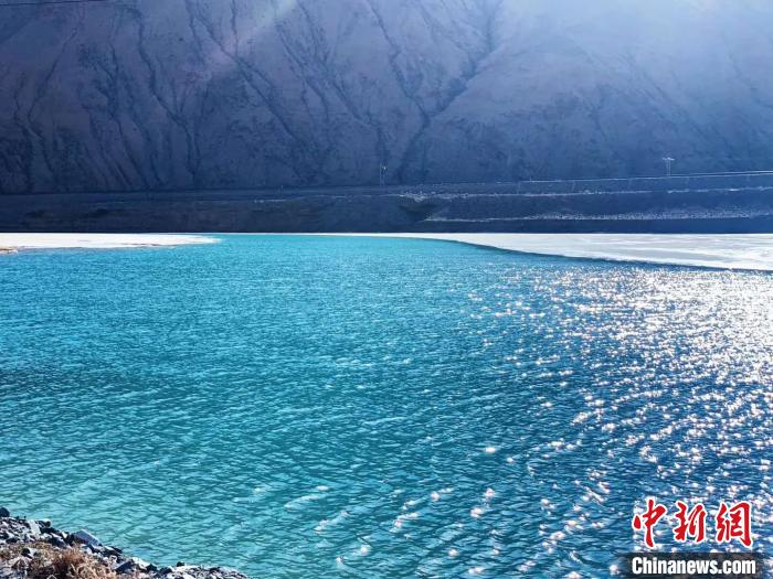 長江源頭河流、湖泊、濕地實(shí)現(xiàn)常態(tài)化巡查巡護(hù)