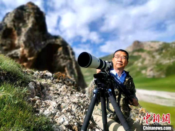 青海野生動(dòng)物攝影師李善元：進(jìn)了大自然，一切煩惱都沒(méi)有了