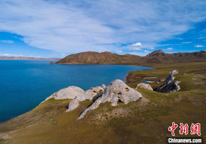 “黃河之源、千湖之縣”青?，敹啵?022年治理草原10萬畝