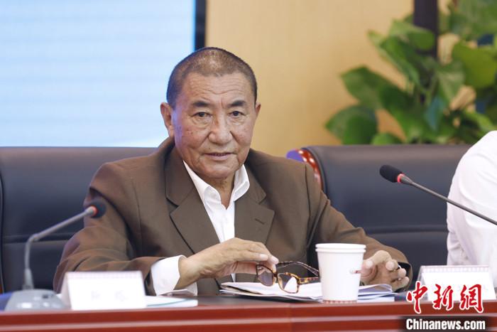 5月19日，由中國人權(quán)研究會、中國西藏文化保護與發(fā)展協(xié)會、中國藏學研究中心主辦的“紀念西藏和平解放70周年國際學術(shù)研討會”在北京舉行。西藏自治區(qū)政協(xié)副主席珠康·土登克珠指出，長期以來，西方敵對勢力和達賴集團完全不顧事實真相，誣蔑造謠西藏“缺乏宗教信仰自由”。事實上，在西藏，寺院受到有效保護，廣大信教群眾的宗教信仰得到尊重，僧侶的宗教活動有序進行，宗教信仰自由政策在西藏得到全面、正確的貫徹執(zhí)行。　 <a target='_blank' ></p><p  align=
