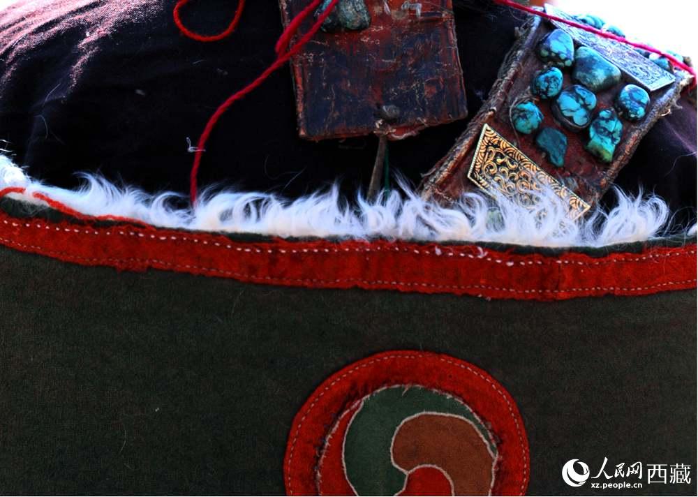 “飛天服飾”細(xì)節(jié)展示。 人民網(wǎng) 李海霞攝