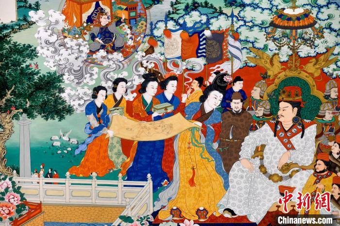 圖為5月16日，展覽中的新創(chuàng)唐卡作品(局部)?！±盍?攝